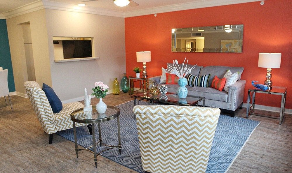 The Sapphire Resort, Nassau Bay (see reviews, pics & AVAIL)