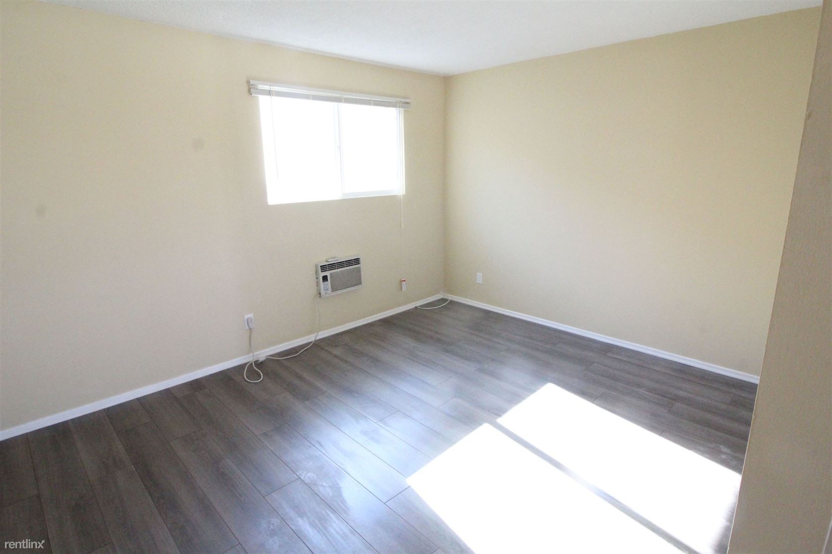 Check Out Today's Cheapest Rentals In Silver Lake, Los Angeles