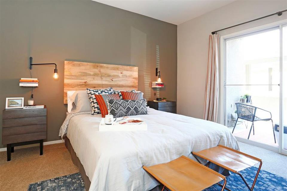 Somerfield at Lakeside Apartments, Elk Grove (see reviews, pics & AVAIL)