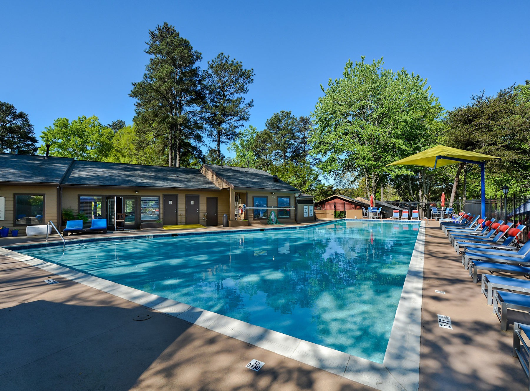 Forest Cove, Atlanta (see pics & AVAIL)