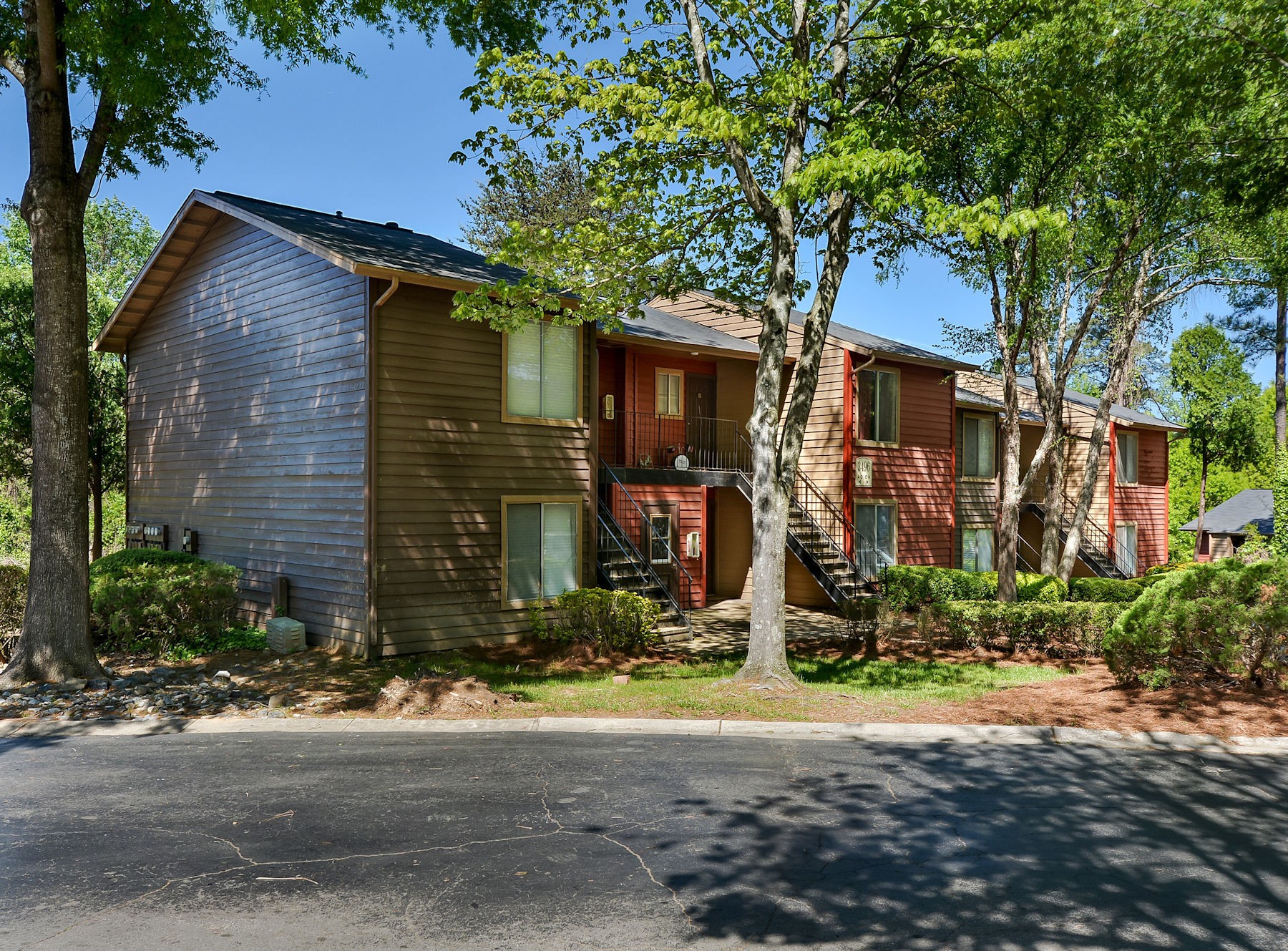 Forest Cove, Atlanta (see pics & AVAIL)