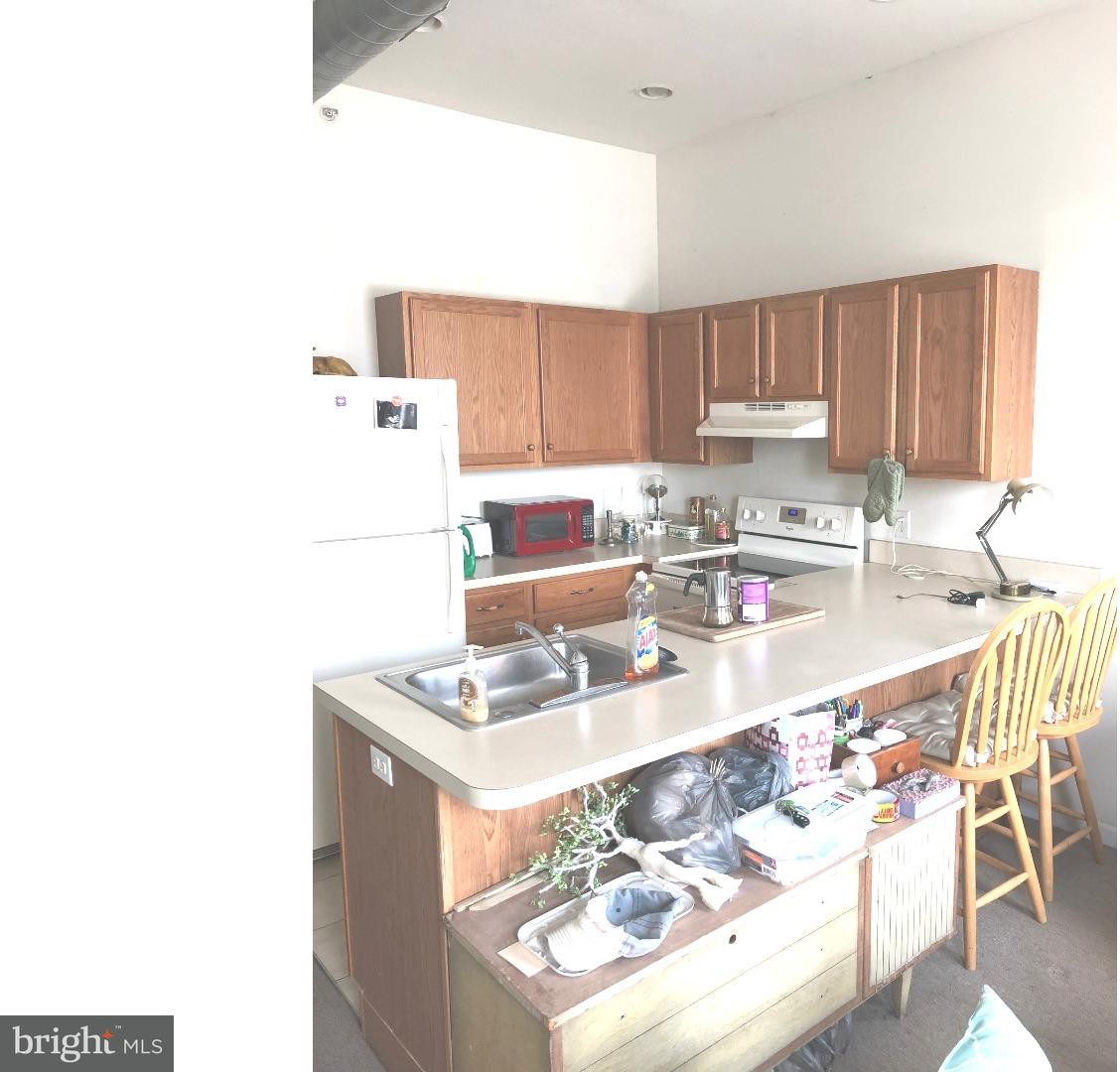 What's the cheapest rental available in Roxborough?