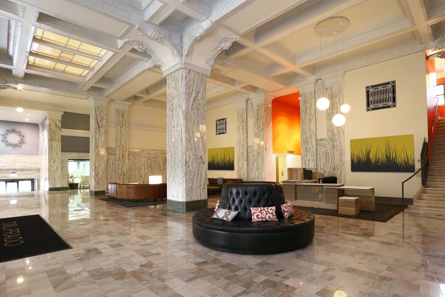 Del Prado, Chicago (see pics & AVAIL)