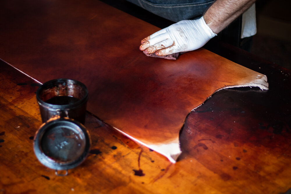 Dyeing Leather A Comprehensive Guide for DIYers