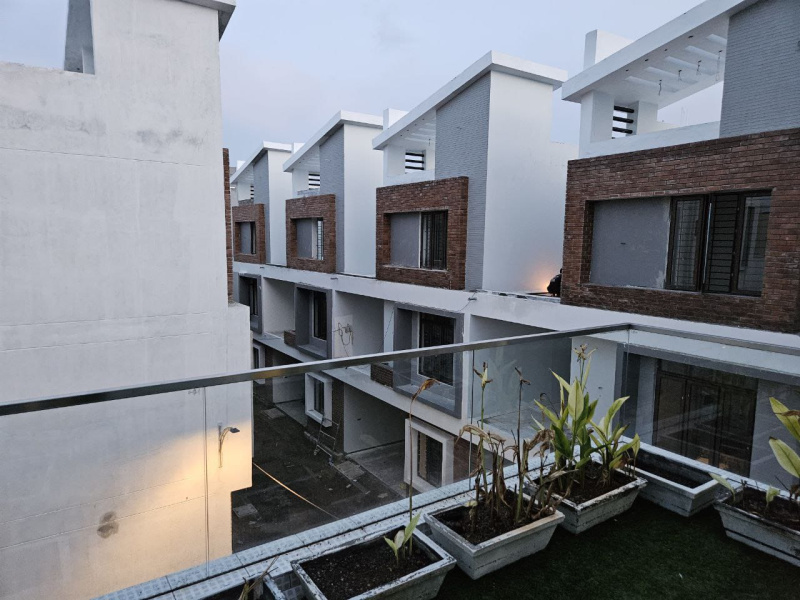 2 BHK Residential Apartment 1123 Sq.ft. for Sale in Peelamedu