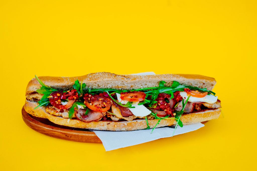 SANDWICHES Chop Sandwich Club®