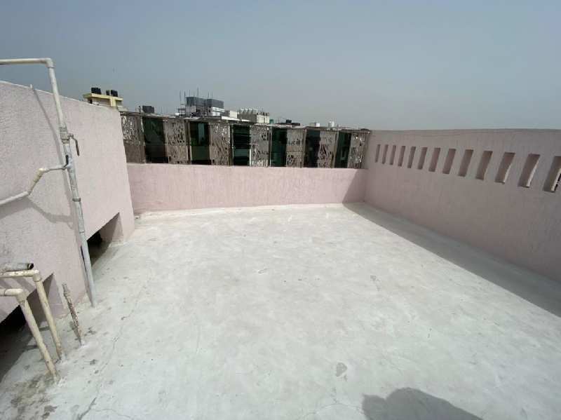 6 BHK House 9000 Sq.ft. for Sale in Aradhana Enclave, R. K. Puram