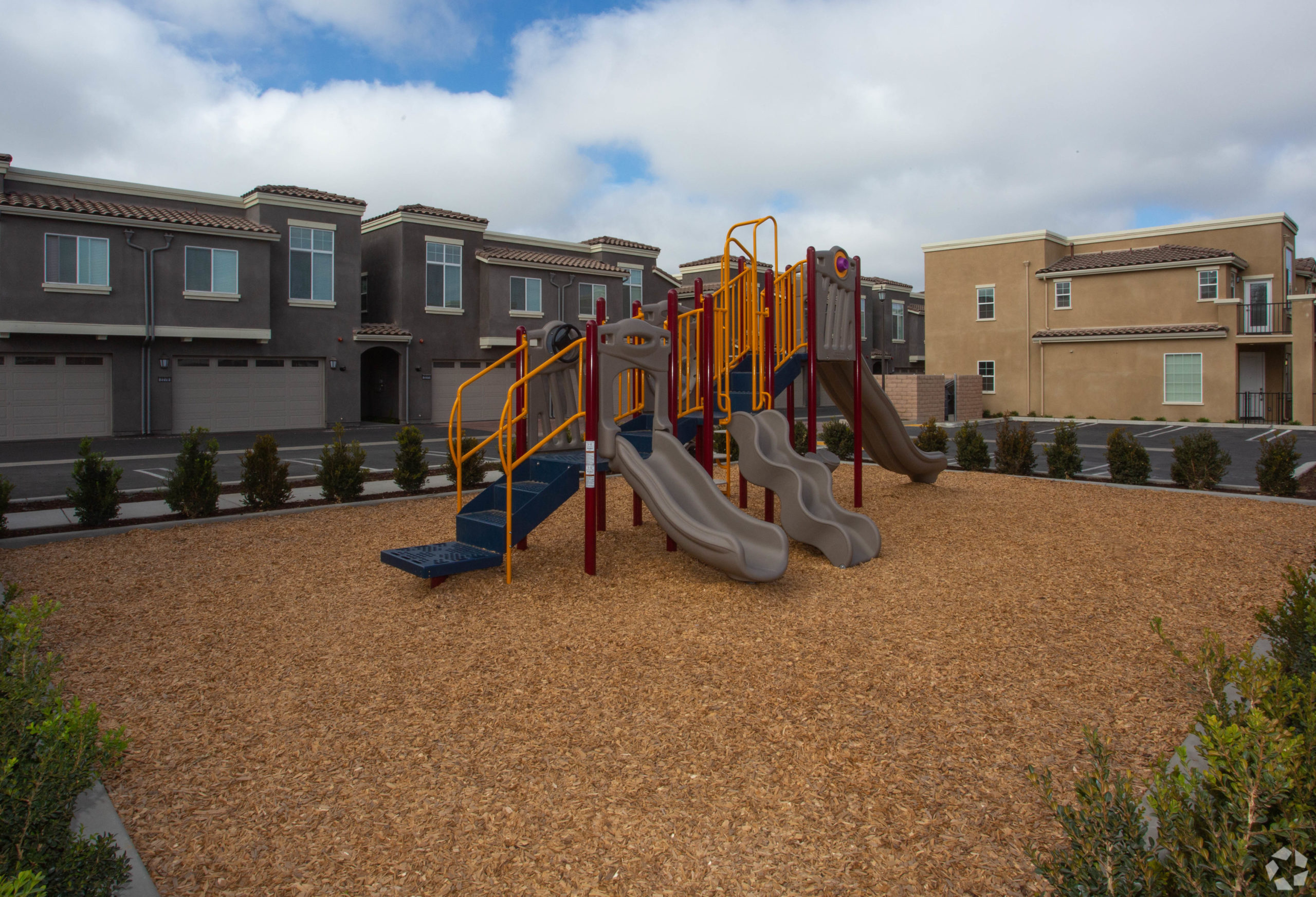 Refugio Townhomes Santa Maria, CA Dynamic