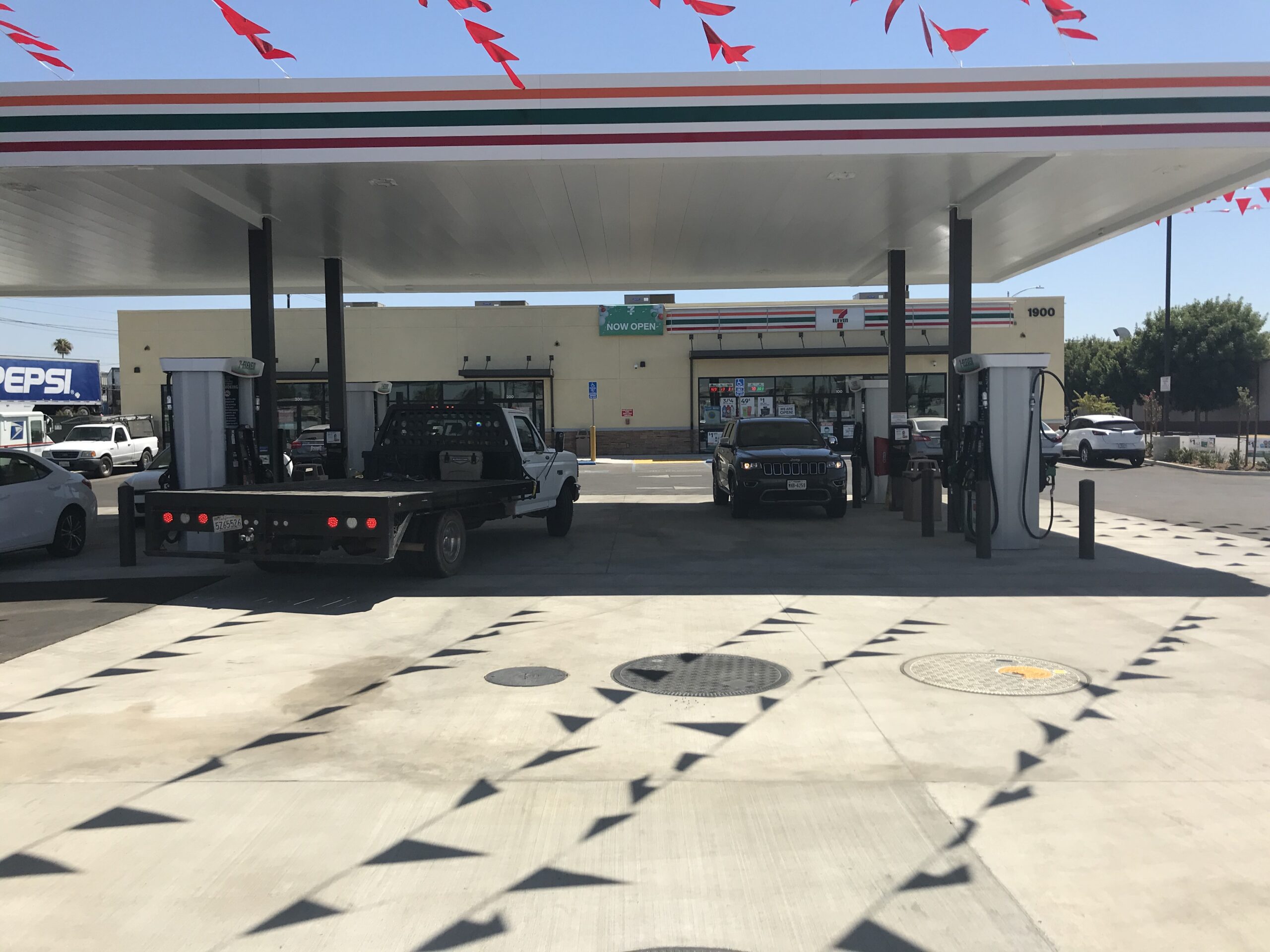 7Eleven Gas Station Bakersfield, CA Dynamic