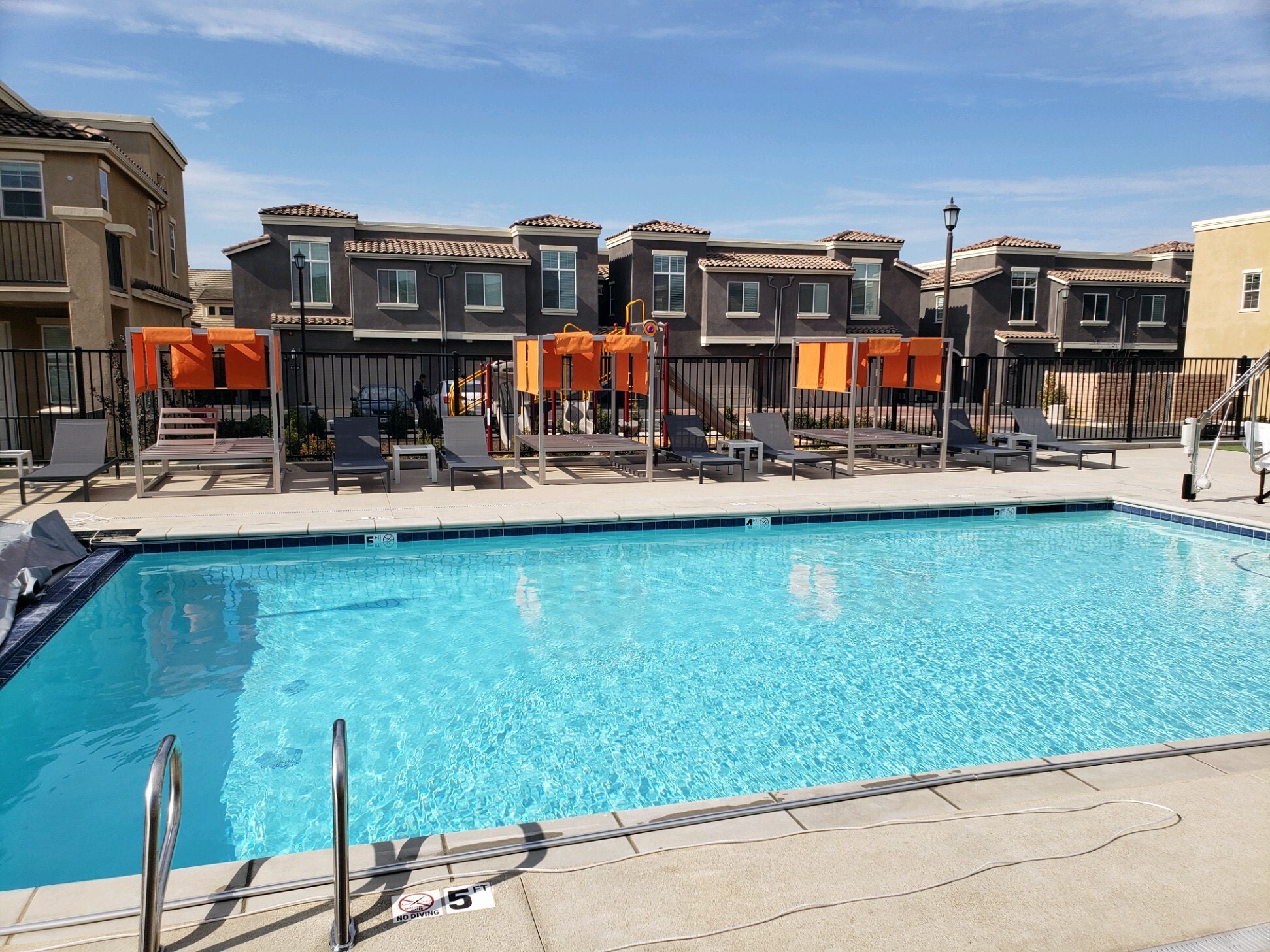 Refugio Townhomes Santa Maria, CA Dynamic