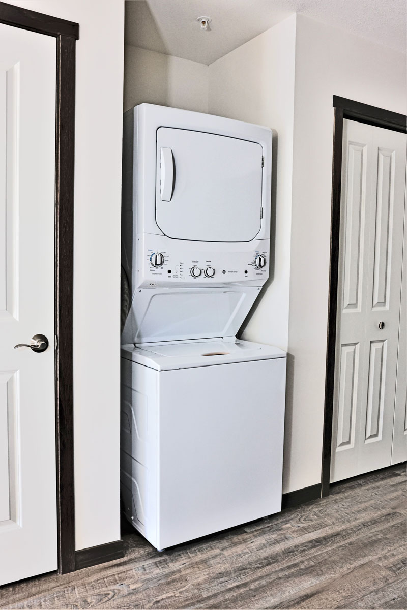 Lindstrom Apartment Dynamic Homes