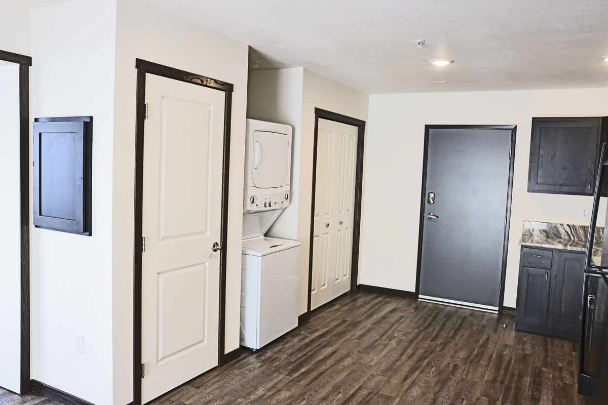 Lindstrom Apartment Dynamic Homes