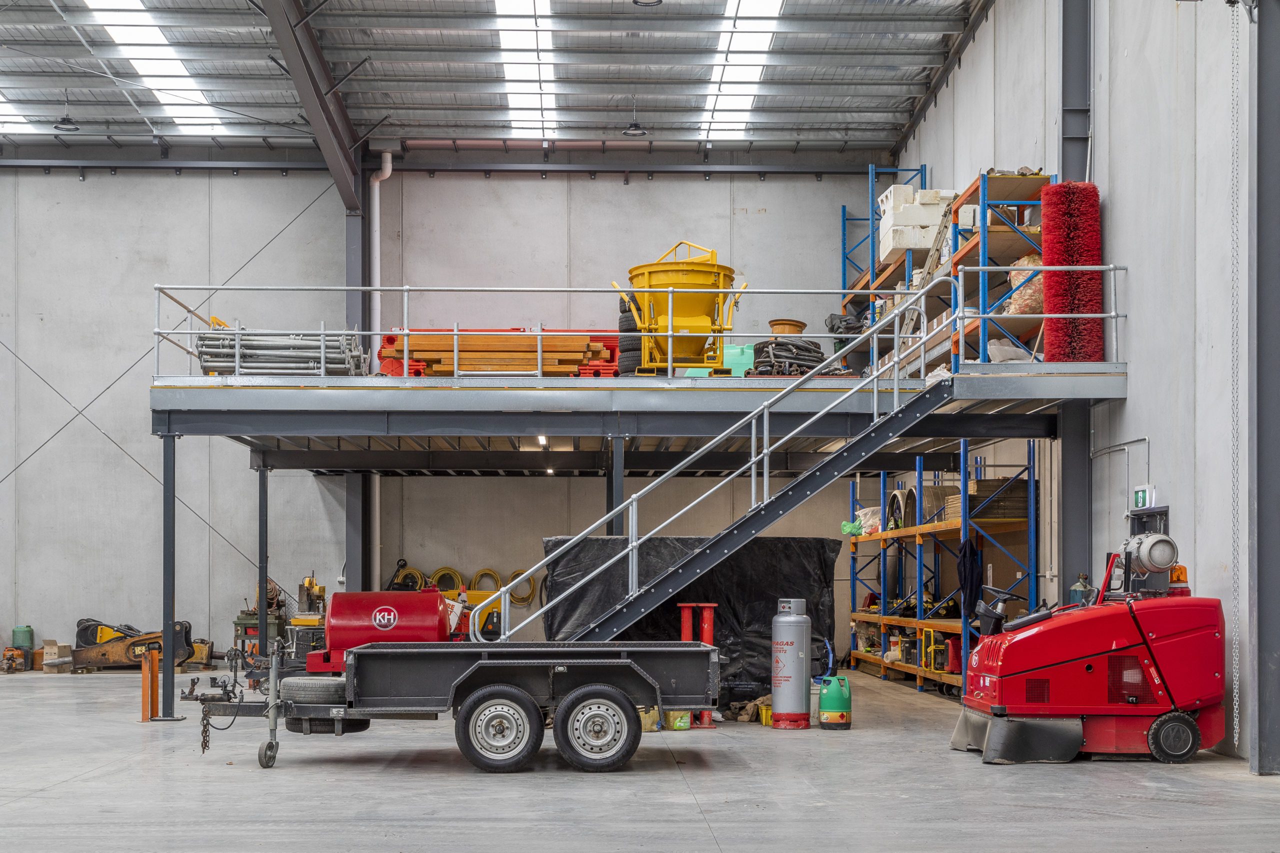 Kalow Holdings Dynamic Warehouse Solutions