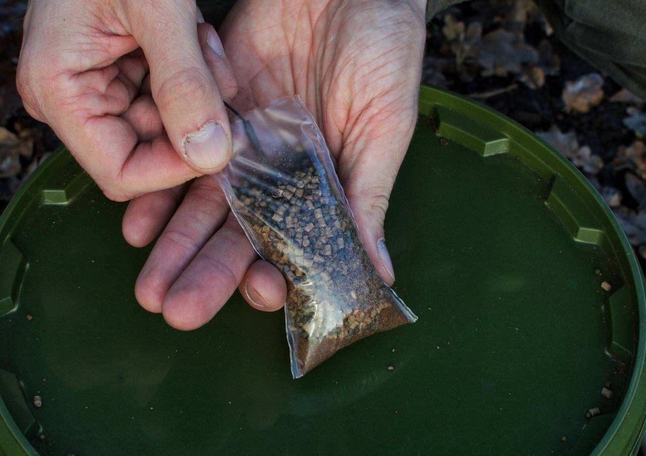 How to tie the perfect solid pva bag Dynamite Baits