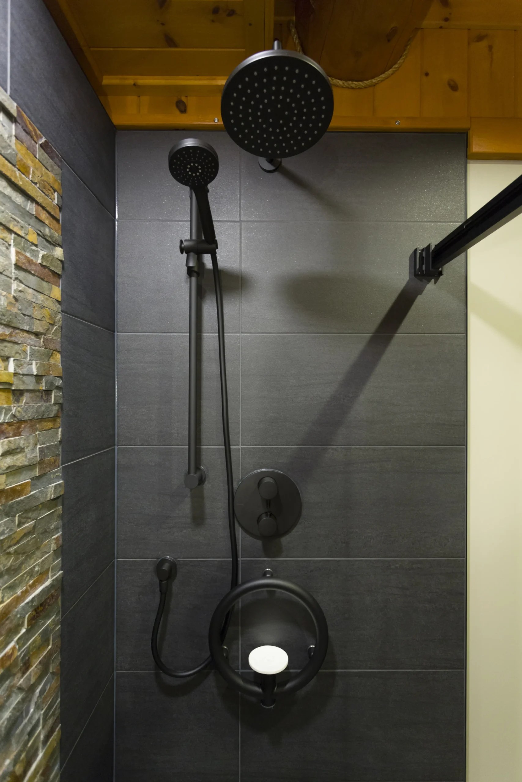 Marlex Drive Bathroom Renovation 2021 Renomark Gold Award Winner