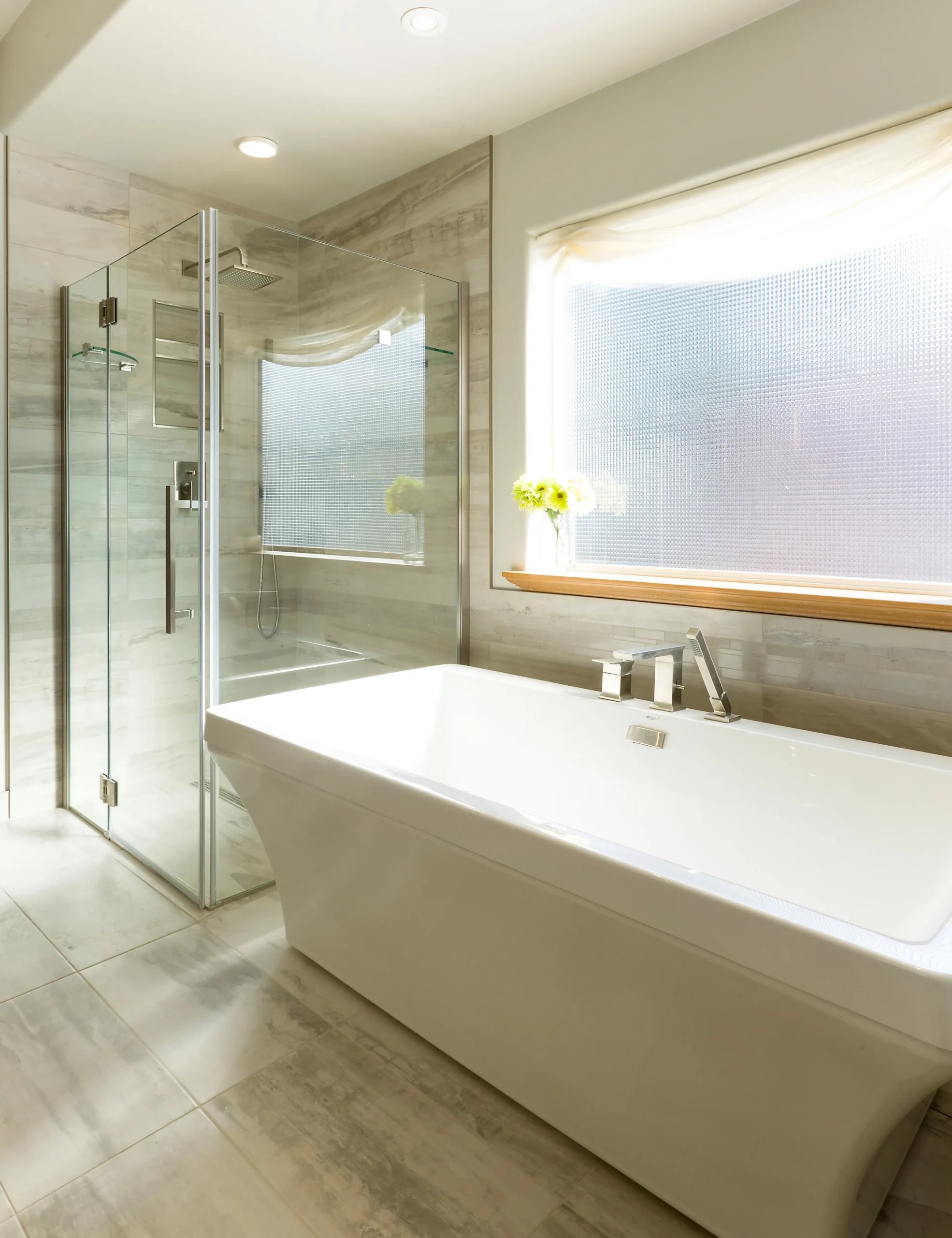 East St. Paul Bathroom Renovation 2018 Renomark Award Winner