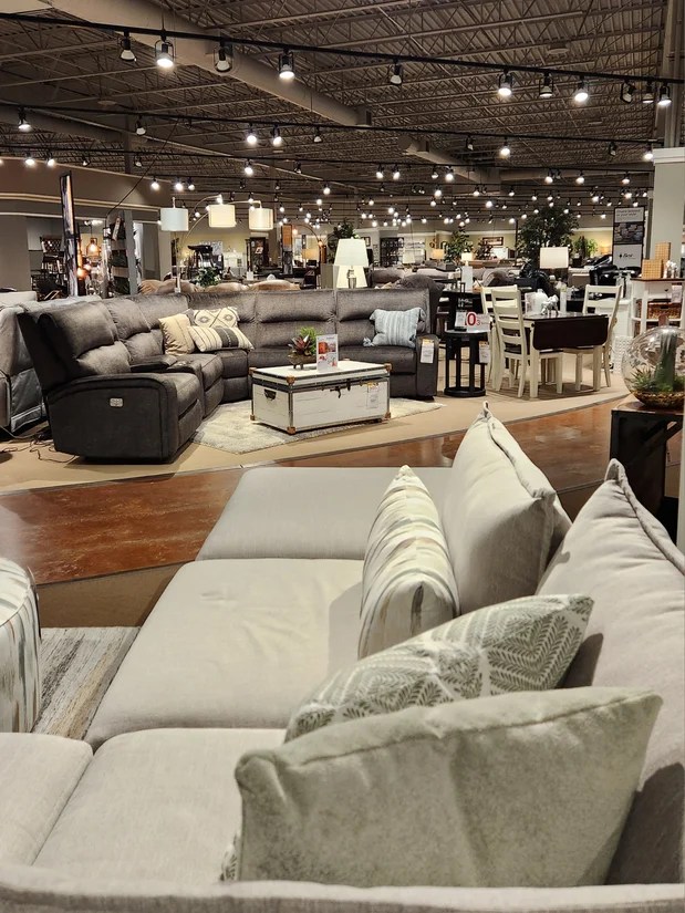 Home Furniture and Mattresses Near You in Bloomington, MN Slumberland