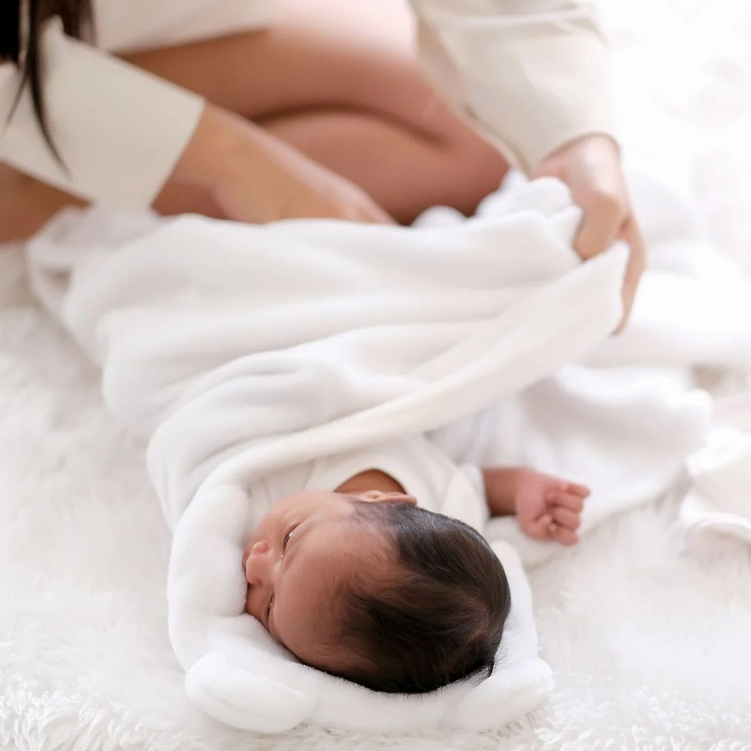 The Ultimate Guide to Swaddling a Baby DYPER