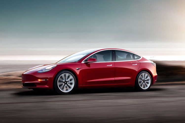 Tesla Model 3 mit Allradantrieb ELIVING
