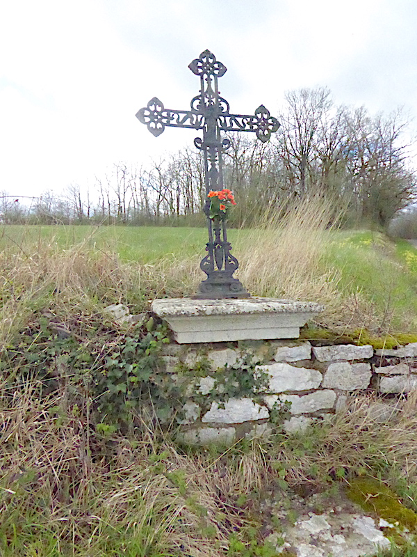 Croix de carrefour Raynal SaintAntoninNobleVal Emonumen