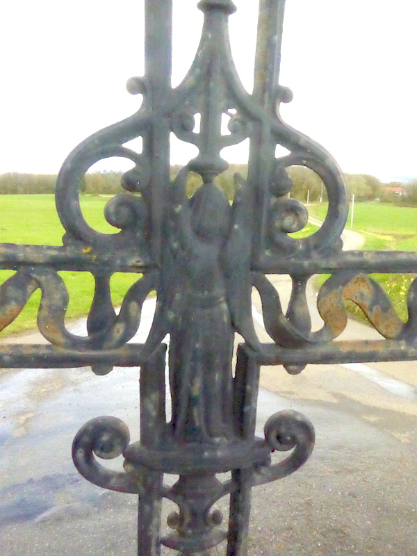 Croix de carrefour Raynal SaintAntoninNobleVal Emonumen