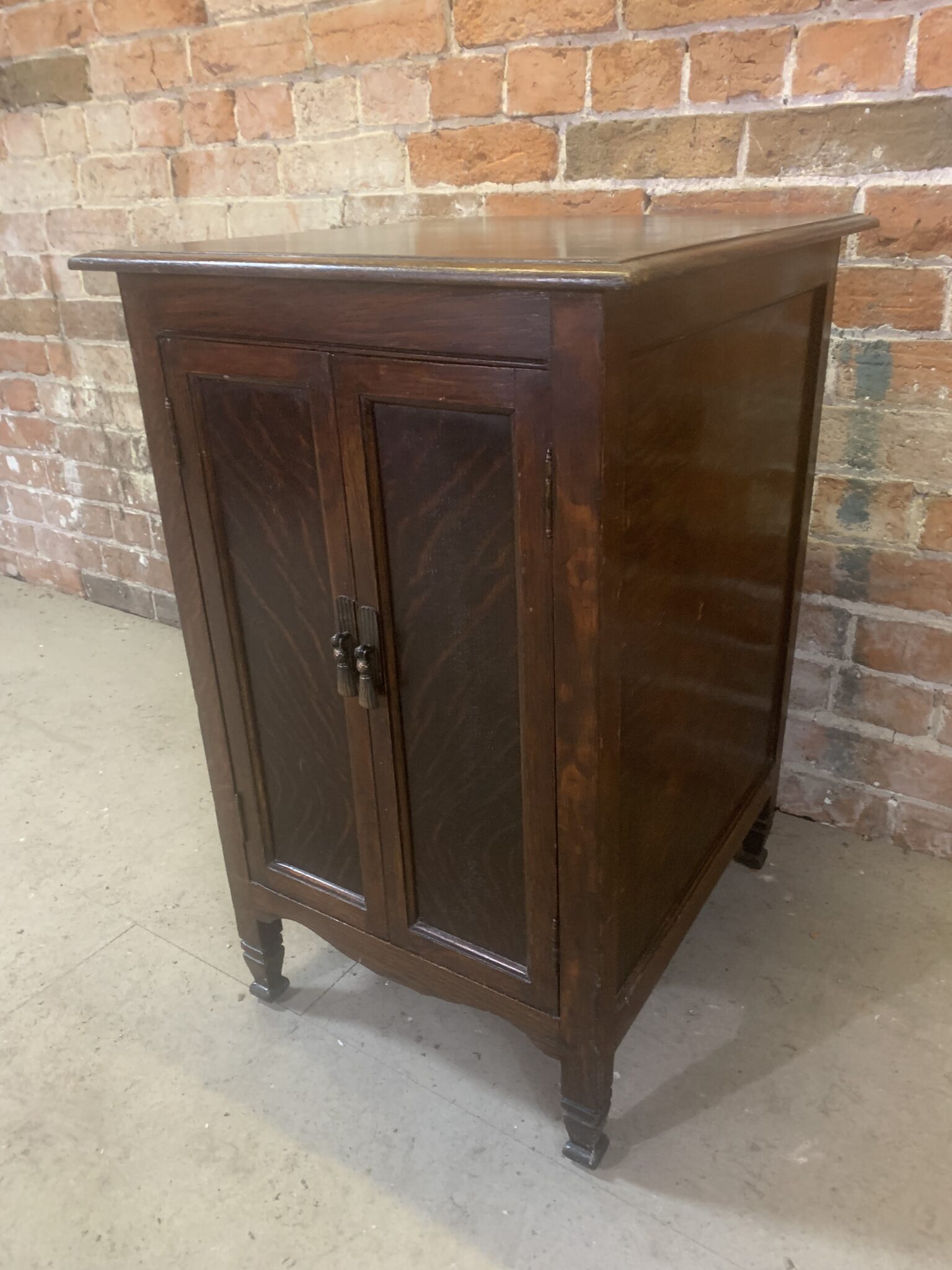 House Clearance Telford Second Hand Furniture to Buy Online