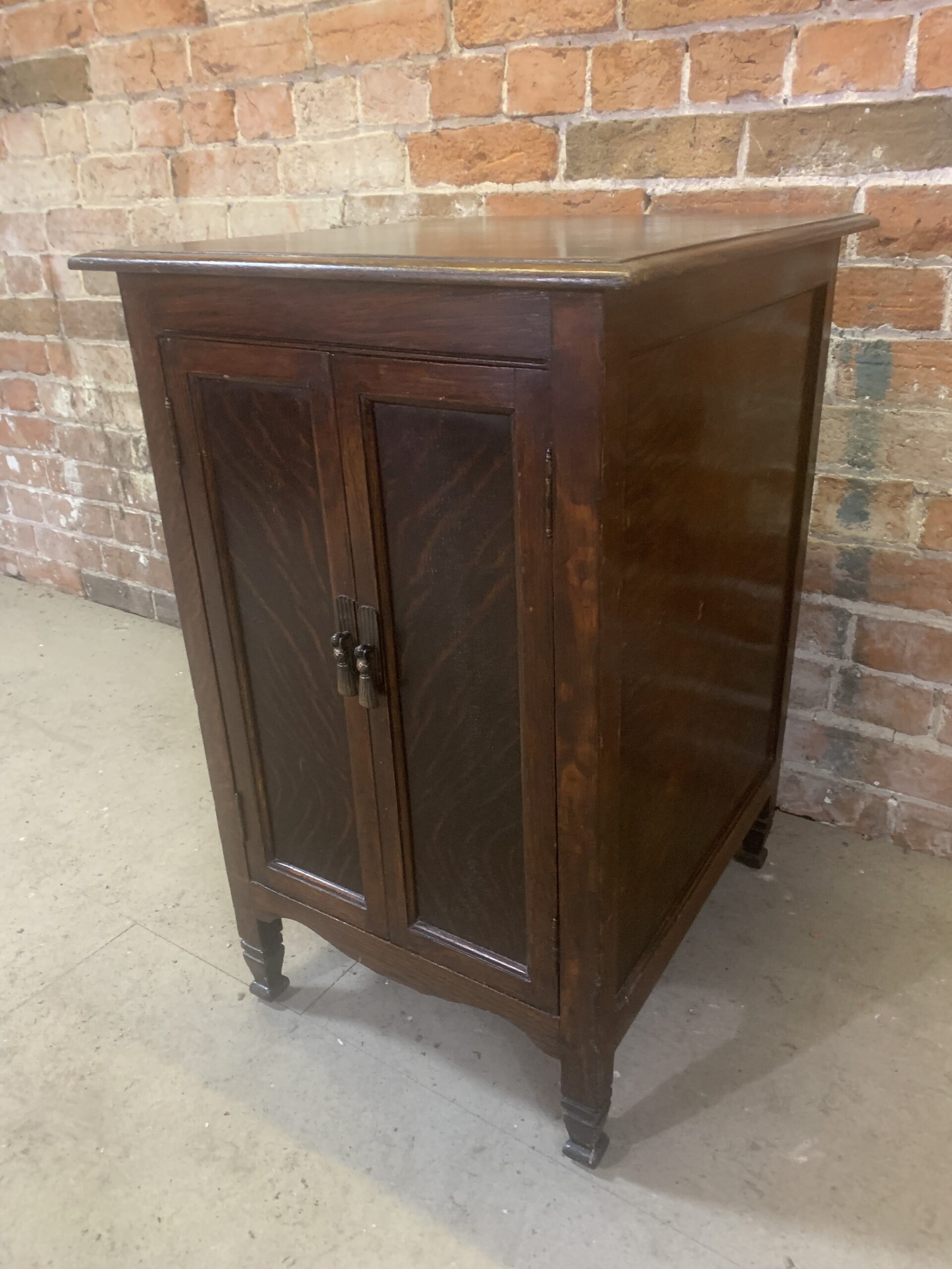 House Clearance Telford Second Hand Furniture to Buy Online