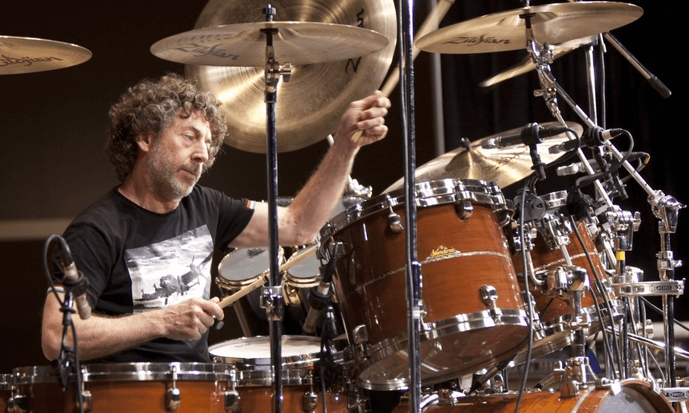 Simon Phillips Grammynominated drummer lands in Pakistan e