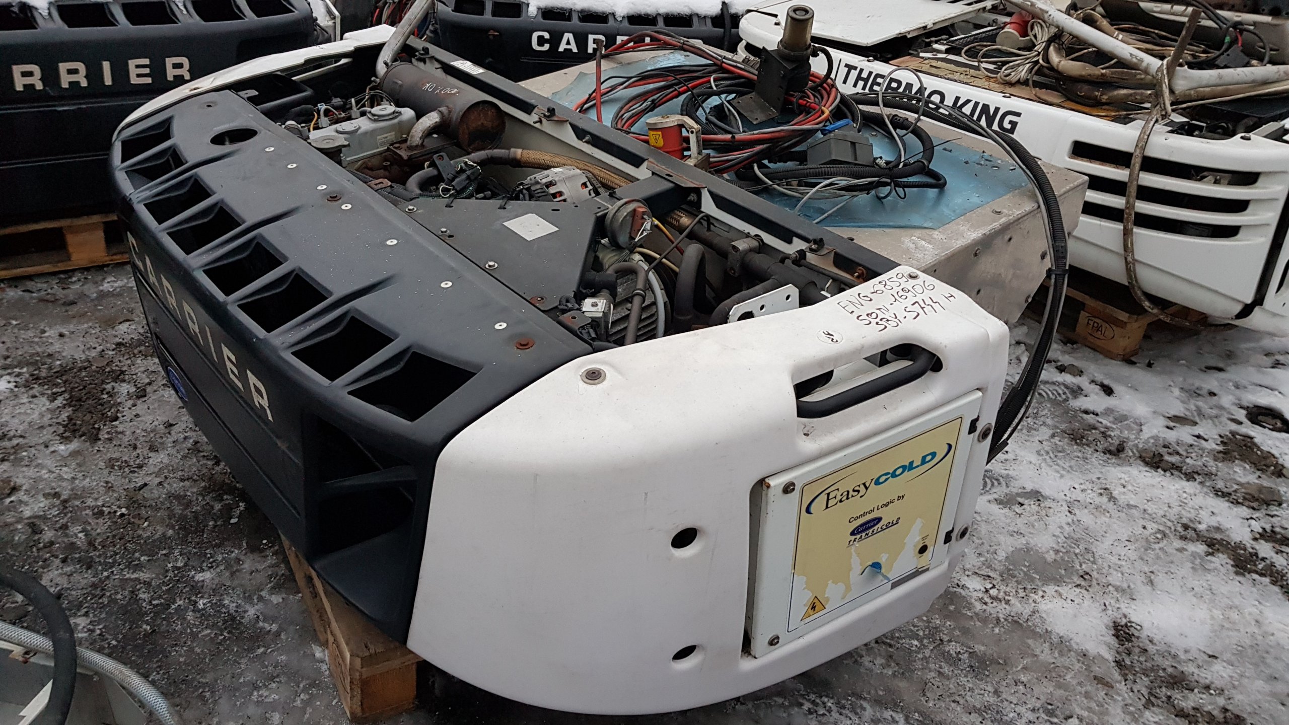 AGREGAT CARRIER SUPRA 850 2005 ROK 7210714692 oficjalne archiwum