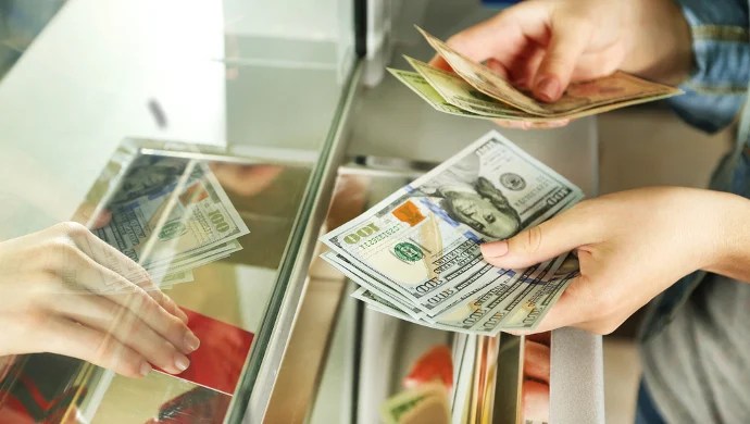 CurrenSeek helps travellers find the best currency exchange rates