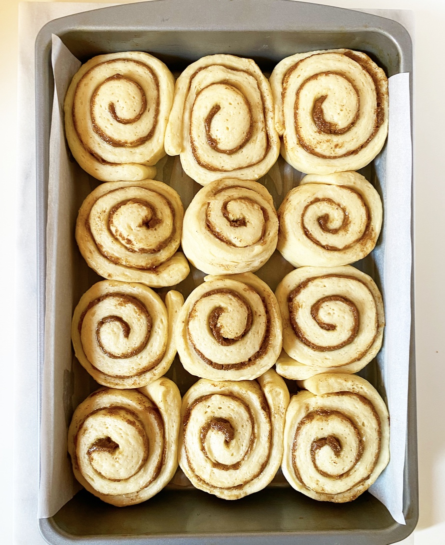 How to ParBake Cinnamon Rolls {Make Ahead Method!} e2 bakes brooklyn