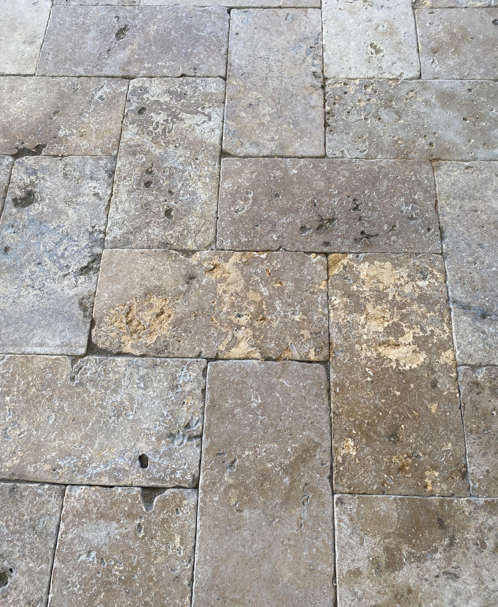 Best Sealer for Travertine Pavers Expert Tips