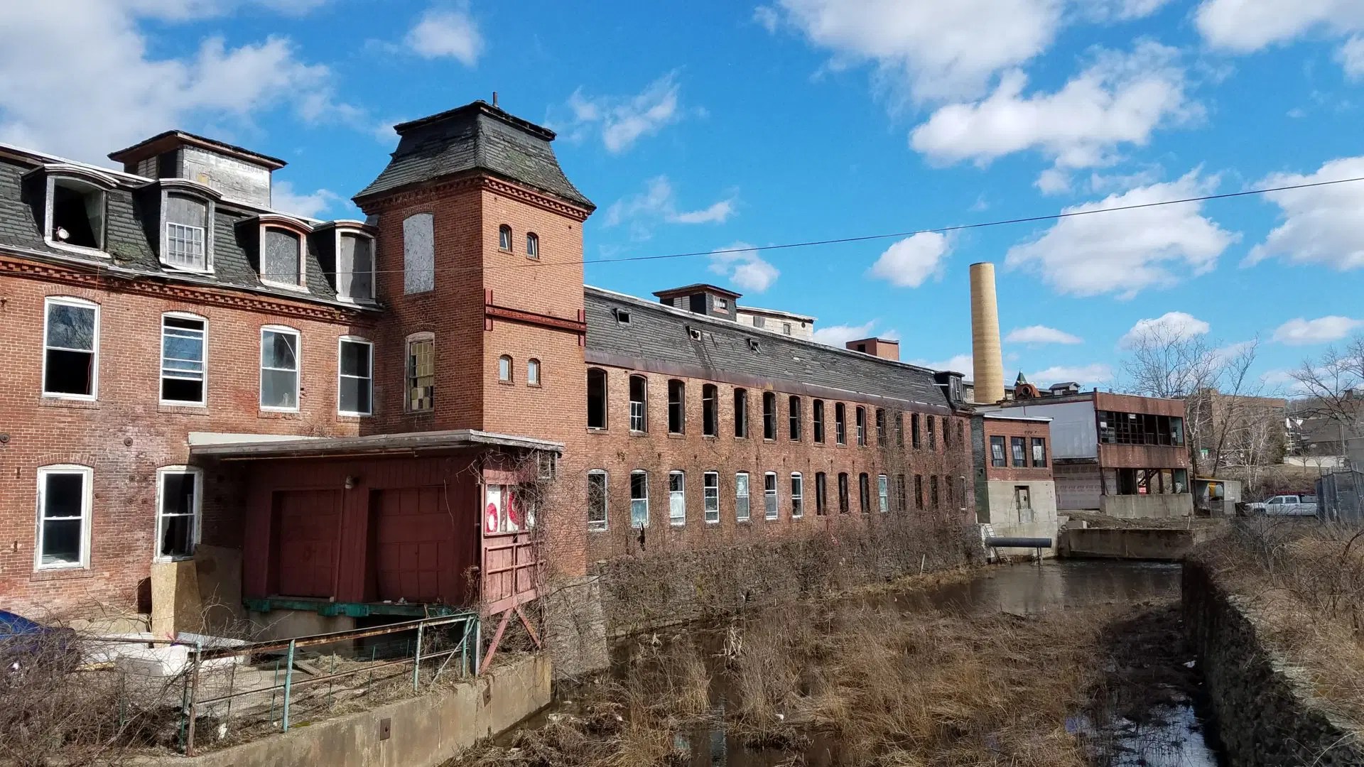 Cargill Falls Octagon Finance