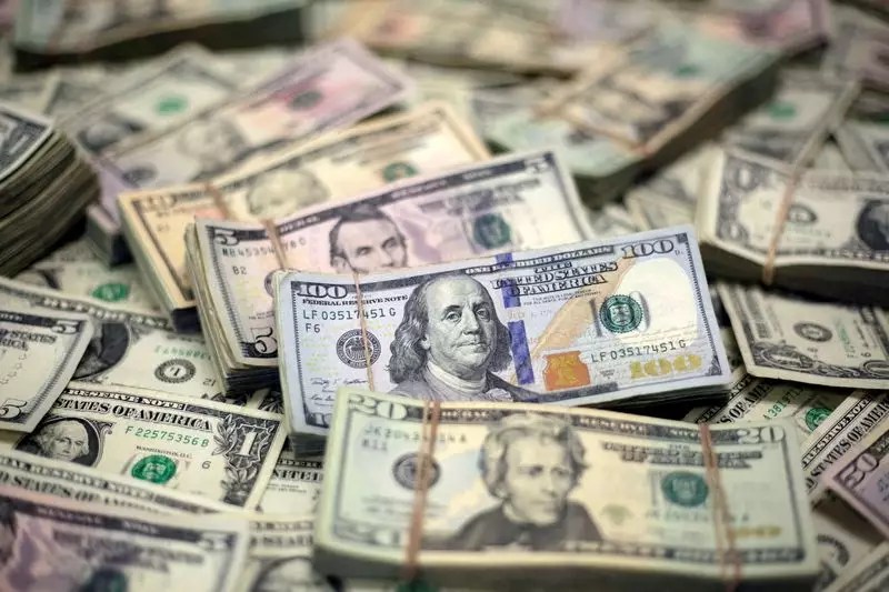 Market Uncertainty Drives Dollar Down Against Major Currencies