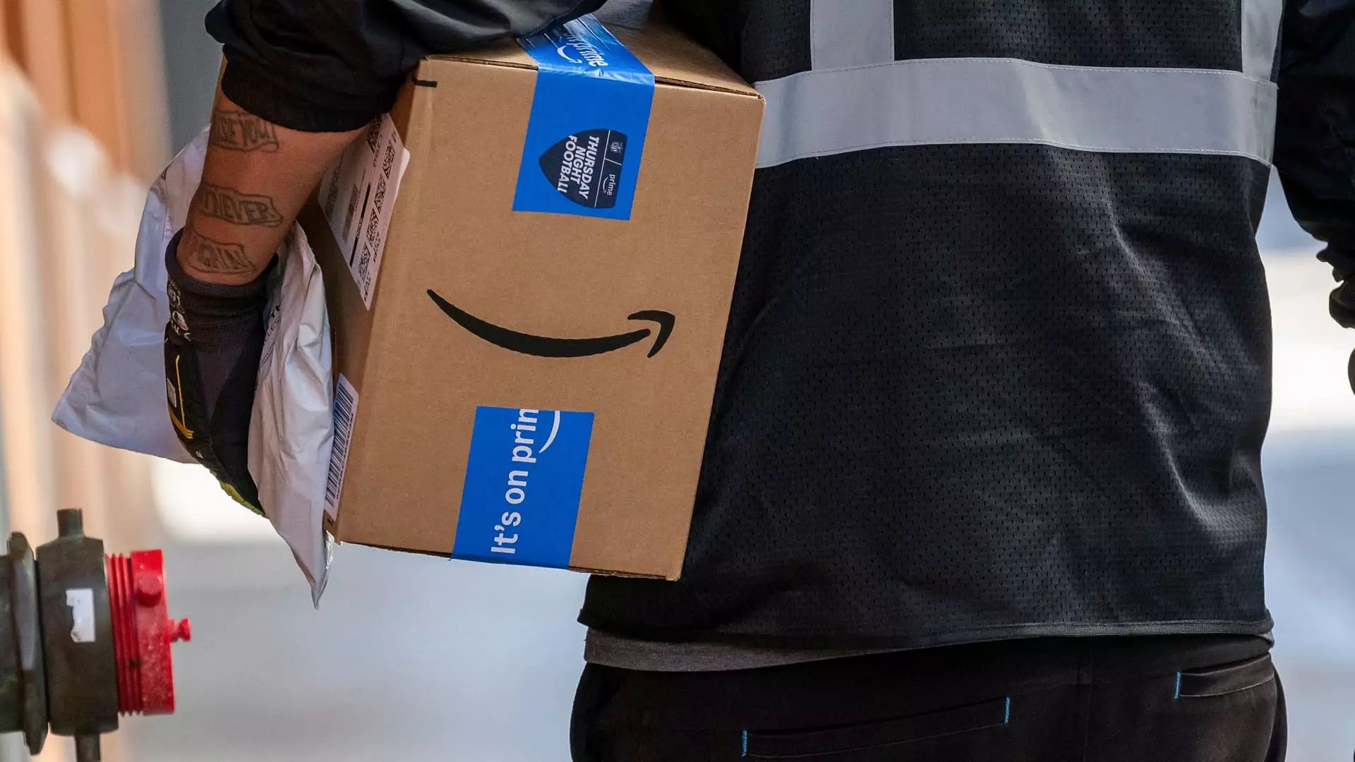 Amazon’s Strategic Entry into the Healthcare Market: A Game Changer or a Risky Move?