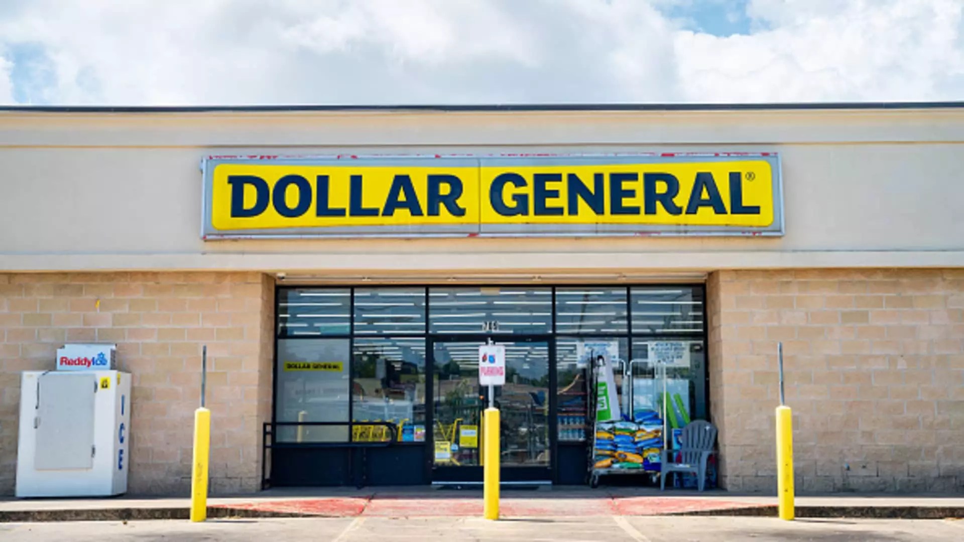 5 Harsh Realities of Inflation Impacting Dollar General Customers
