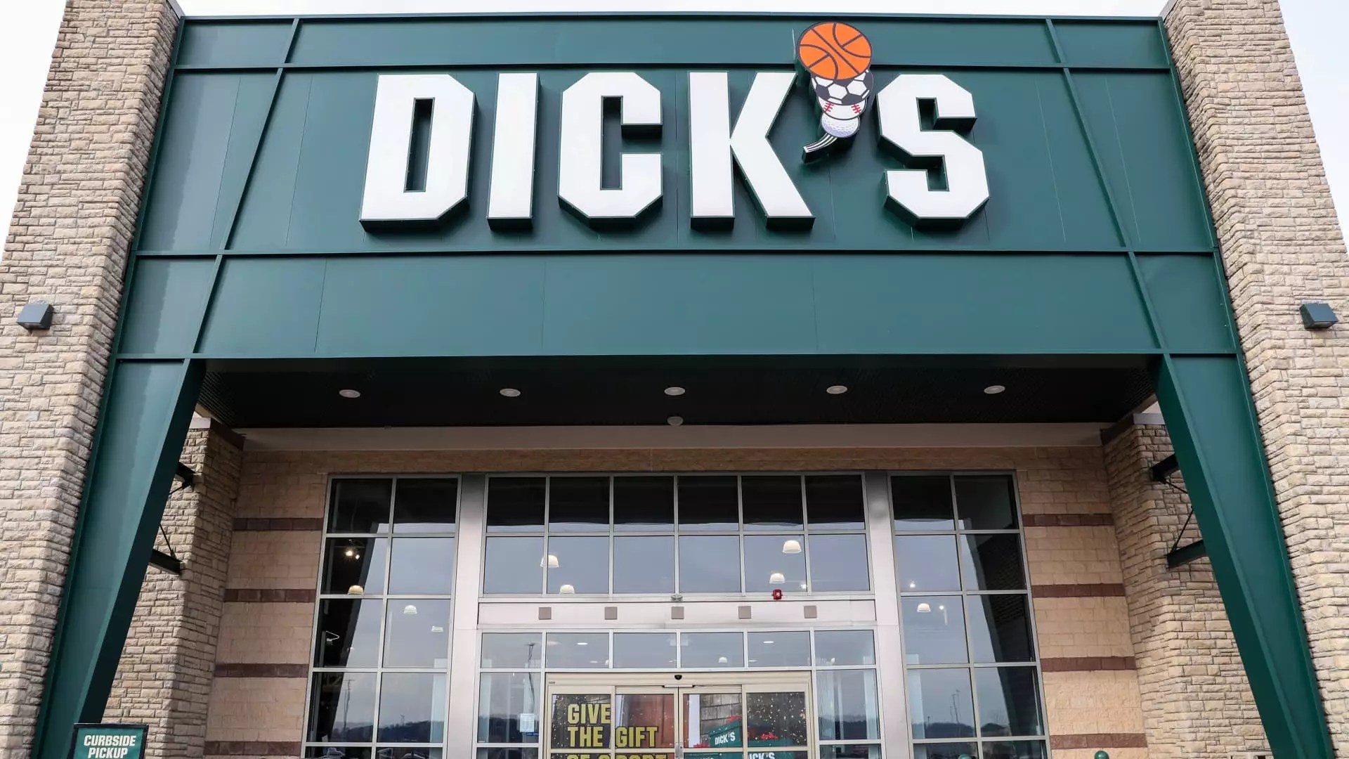 10 Shocking Stock Market Moves That Reveal Corporate Vulnerabilities
