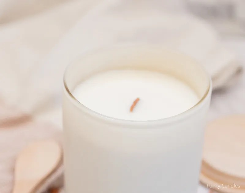 How To Make Scented Candles With No Essential Oils? Our Easy Guide!