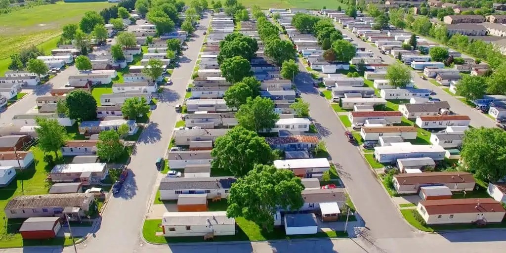 What Is a Mobile Home Park?(04)