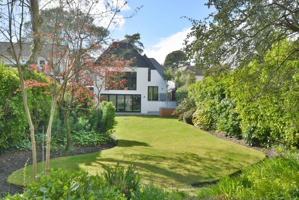 Poole Hearnes Estate Agents