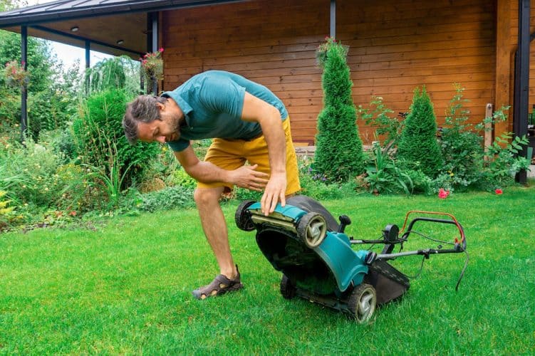 Lawn Mower Won’t Stay Running Possible Issues and Fixes Trim That Weed Lawn Mower Won’t Stay Running Possible Issues and Fixes Trim That Weed