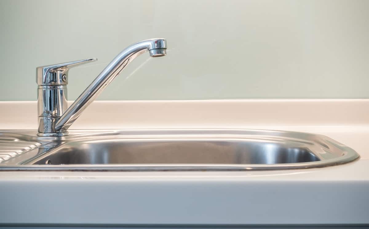 How Does A Kitchen Faucet Work?