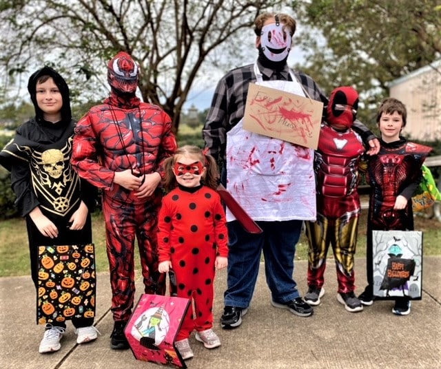 ‘Alabama Backs The Blue’ Trunk Or Treat Draws 300 Trick Or Treaters To