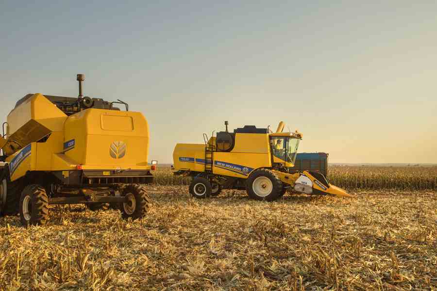 New Holland alia tradição e inovação com novas colheitadeiras TC e TX.