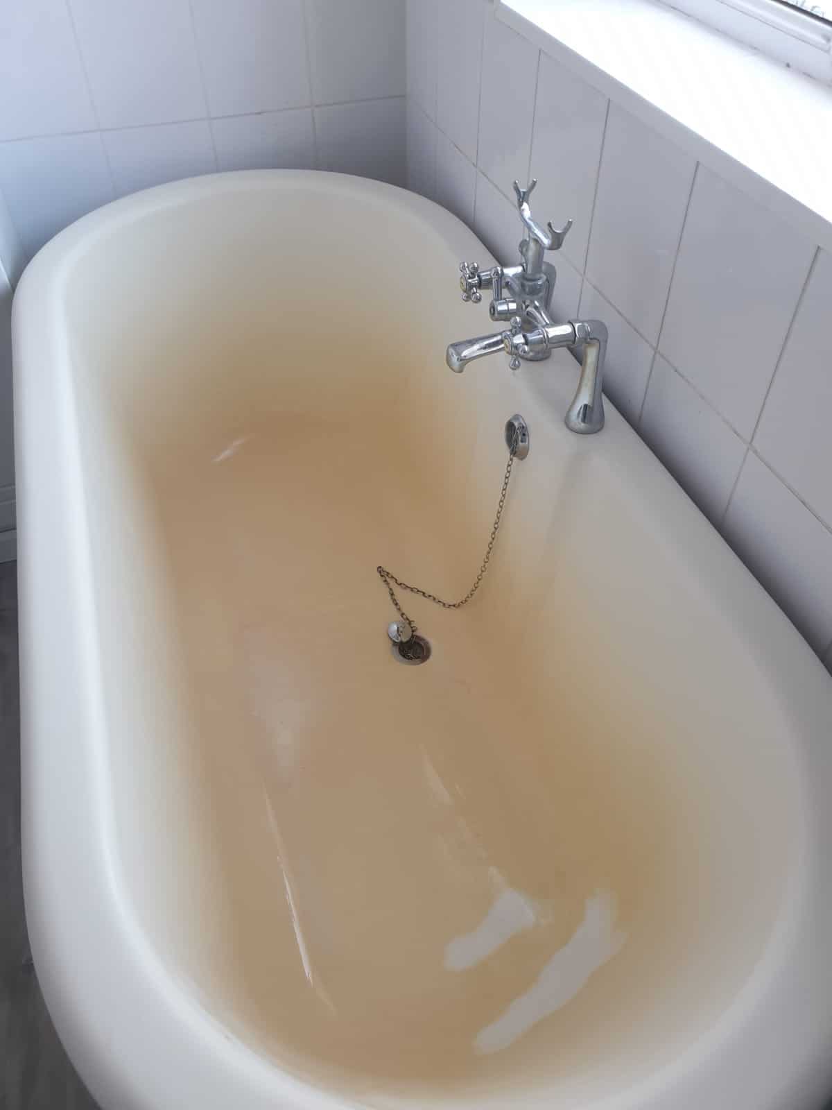 5 common examples of acrylic shower and acrylic bath repair. Eager Beaver