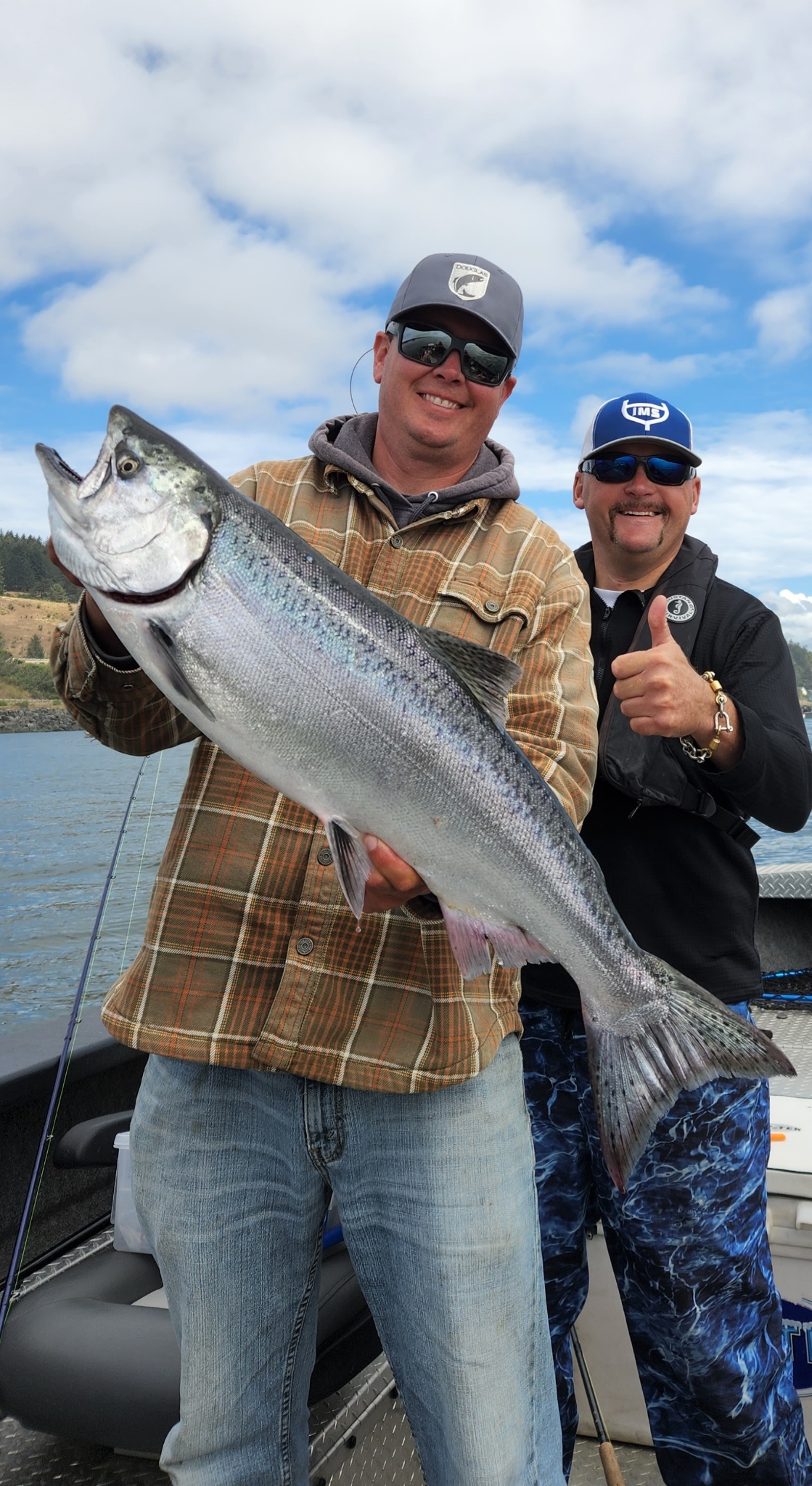 Fishing Eagle Bay Lodging