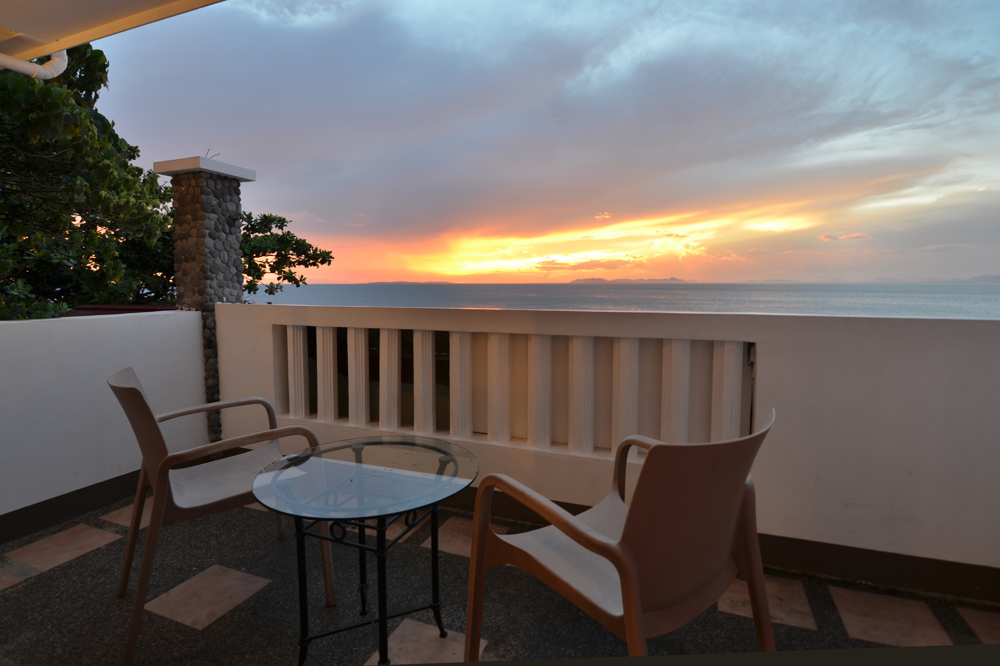 The Terrace Hotel in Anilao, Batangas Eagle Point Resort