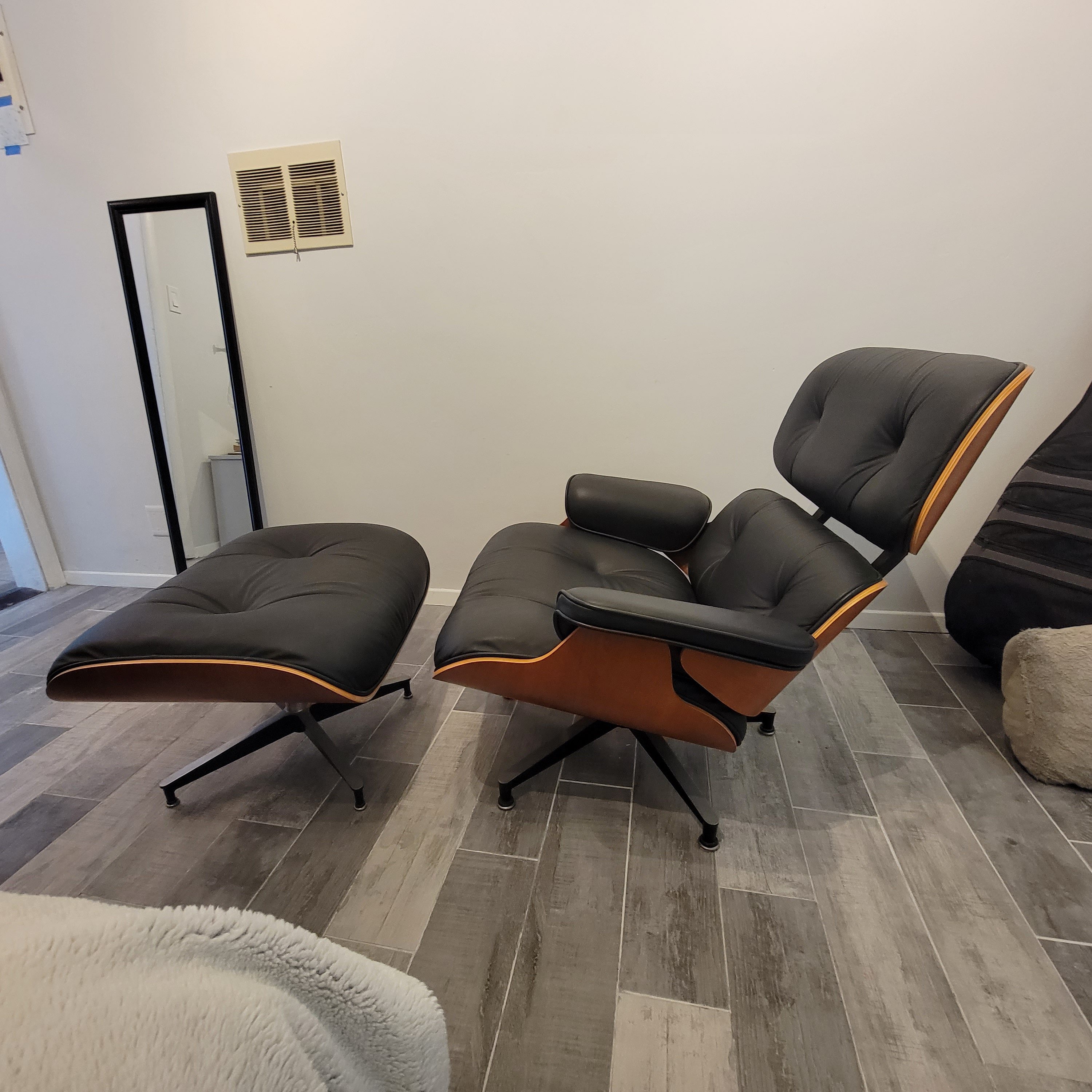 Dark Tone 2012 Herman Miller Eames Lounge Chair & Ottoman (2493