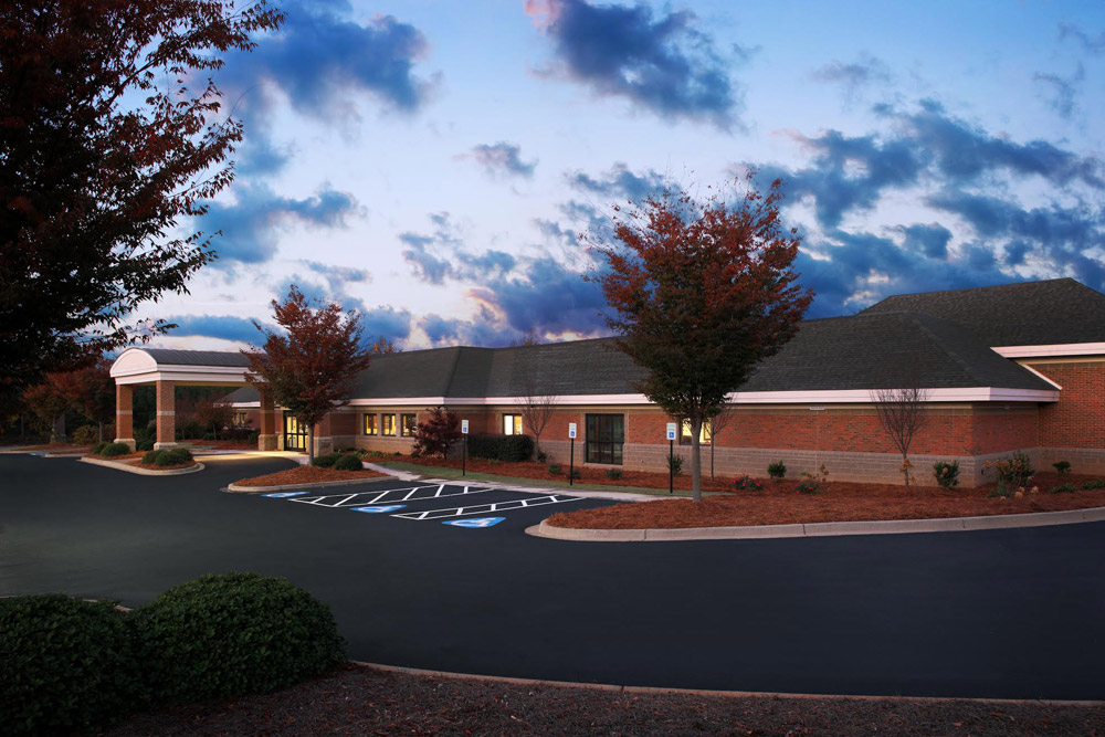 Cancer Center of the Carolinas Earl Architects