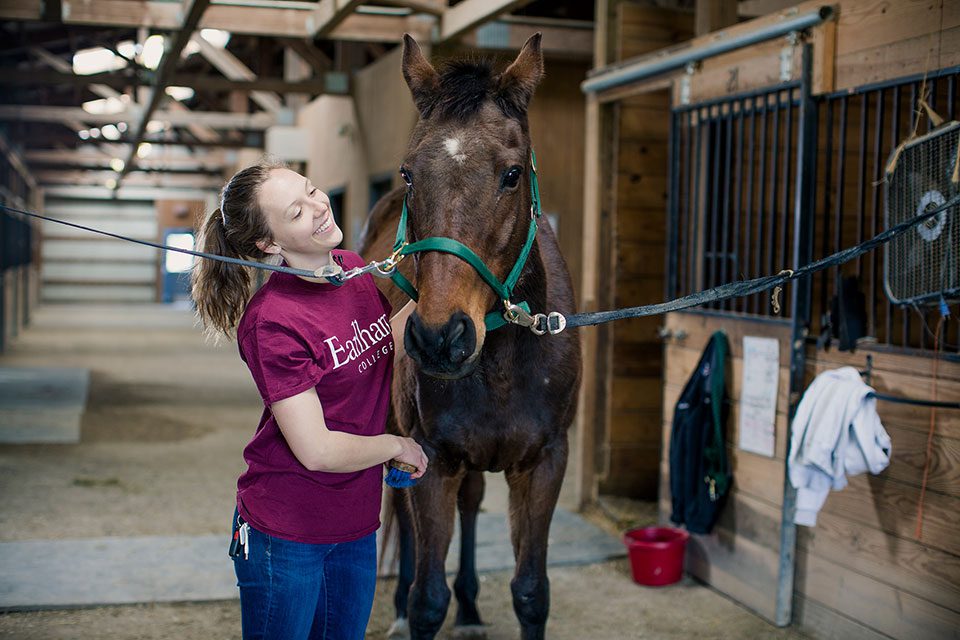 Hunt seat equestrian team Earlham College